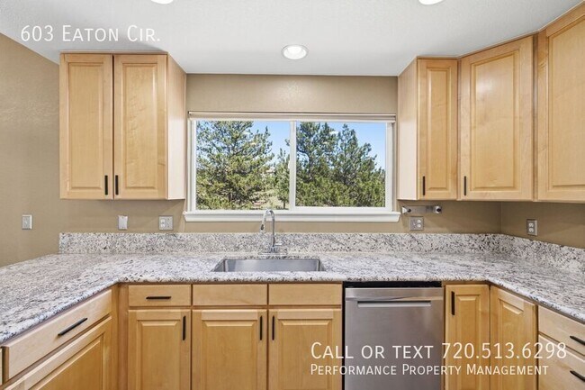 Building Photo - 603 Eaton Cir