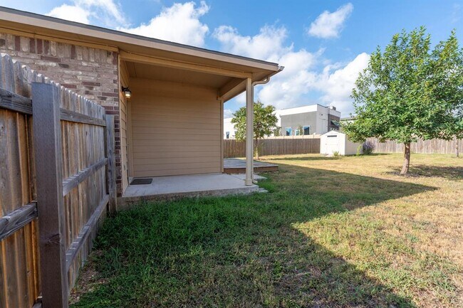 Building Photo - 1407 Brashear Ct