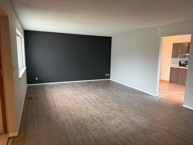 Building Photo - 915 W Shenandoah Dr