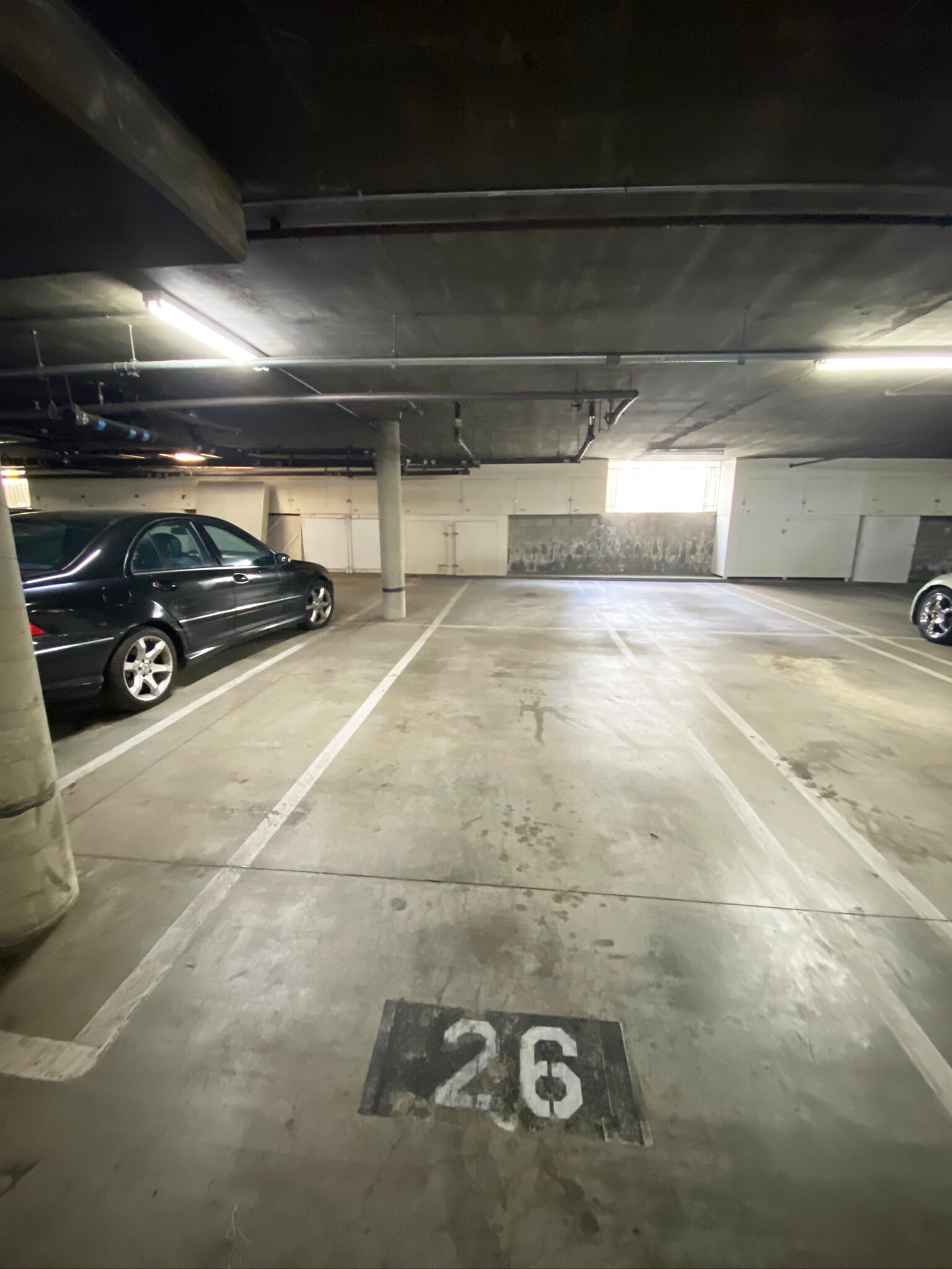 Building Photo - 1262 S Barrington Ave