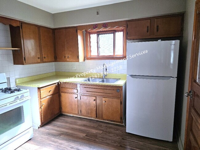 Building Photo - 1324 2nd Ave