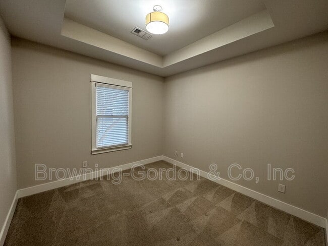 Building Photo - 1714 B Straightway Ave