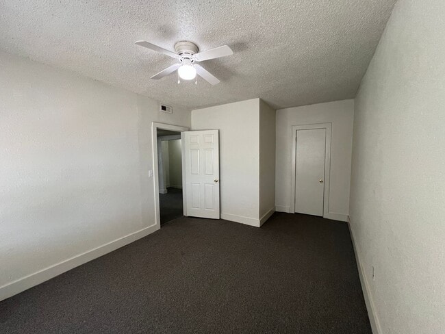 Building Photo - 1 Bed in Paseo District. $100 Move In  Dis...