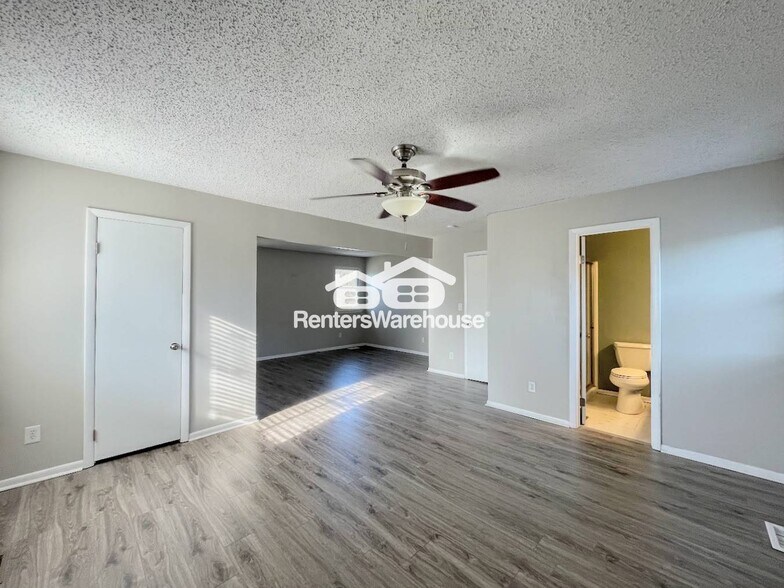 Building Photo - 1812 Saranac Ct