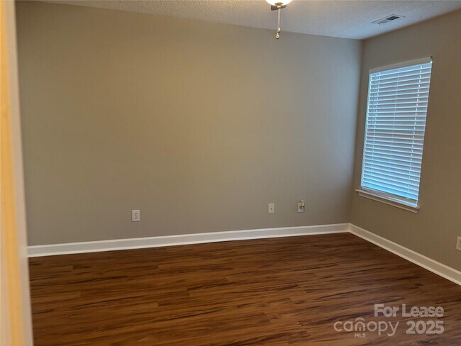 Building Photo - 14104 Bernardy Ln