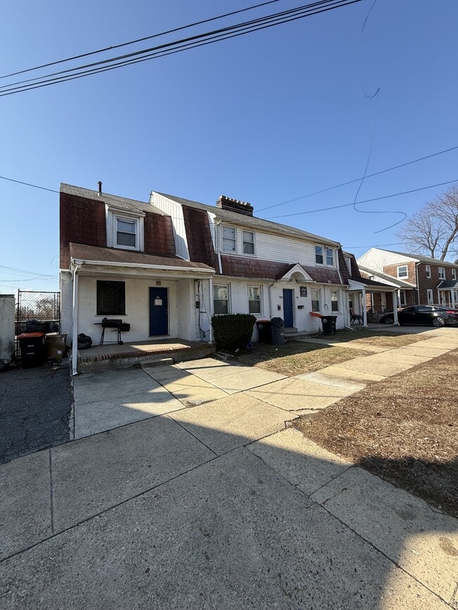Building Photo - 908 Keystone Rd