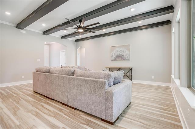 Building Photo - 908 Meadowlark Ln