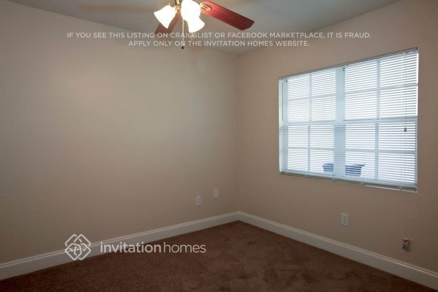 Building Photo - 14224 SW 111th Ln