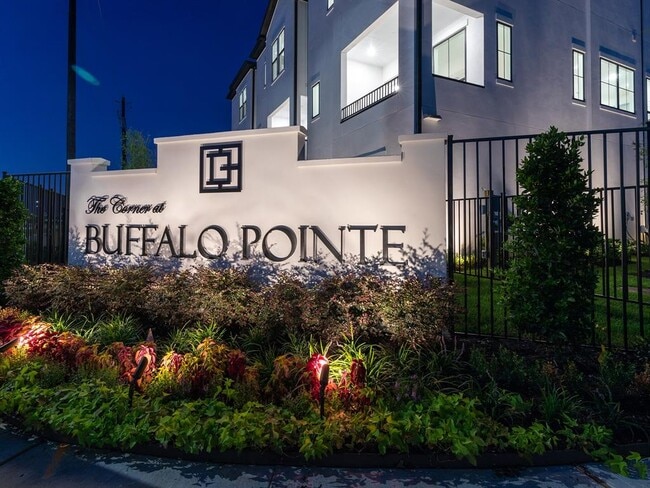 Building Photo - 2808 Grand Fountains Dr