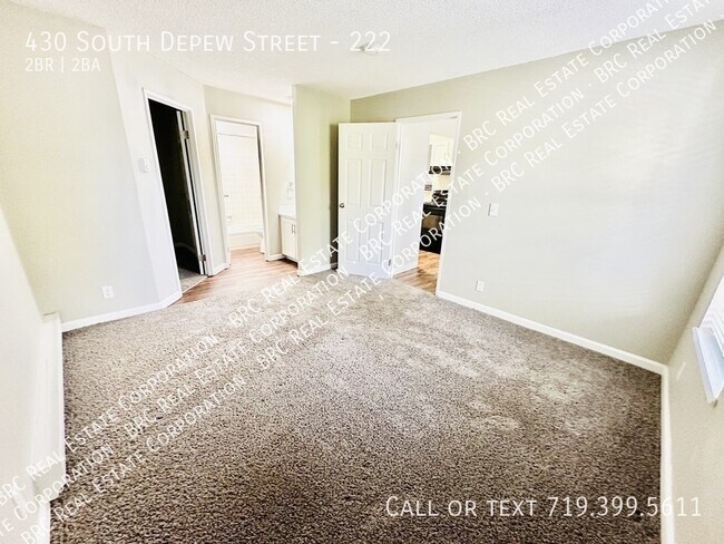 Building Photo - 430 S Depew St