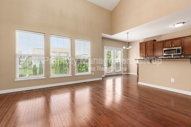 Building Photo - 10327 Indigo Dr