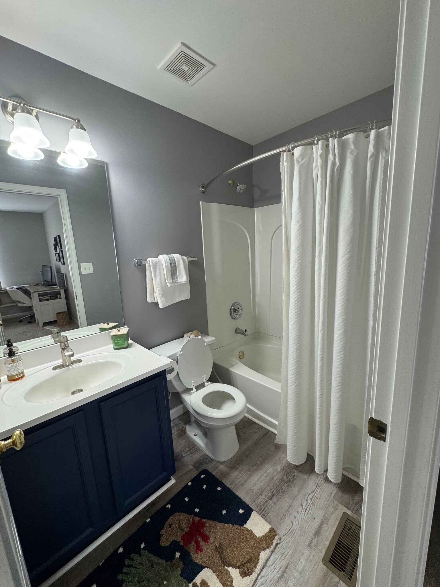 Bedroom-1 Bath - 401 Heritage Commons Cir