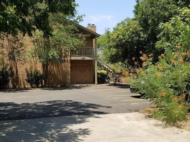 Building Photo - 4406 Avenue A