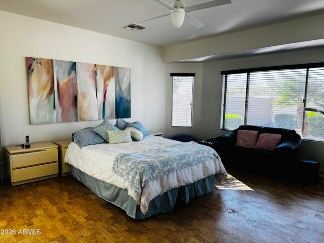 Building Photo - 2572 N 165th Dr