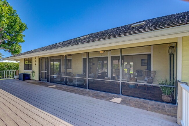 Building Photo - 10420 SE Jupiter Narrows Dr