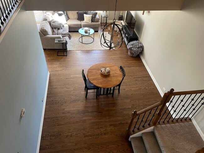 Building Photo - 3252 Cool Springs Ct