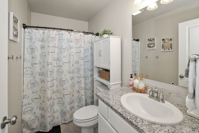 Building Photo - 3/2/2 Rental in the Meadows ~ 1743 Wesleyan!