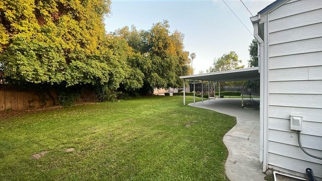 Building Photo - 352 Ohio Cir