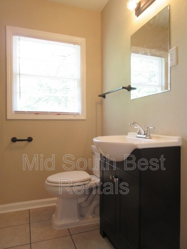 Building Photo - 1474 Rolling Hills Dr