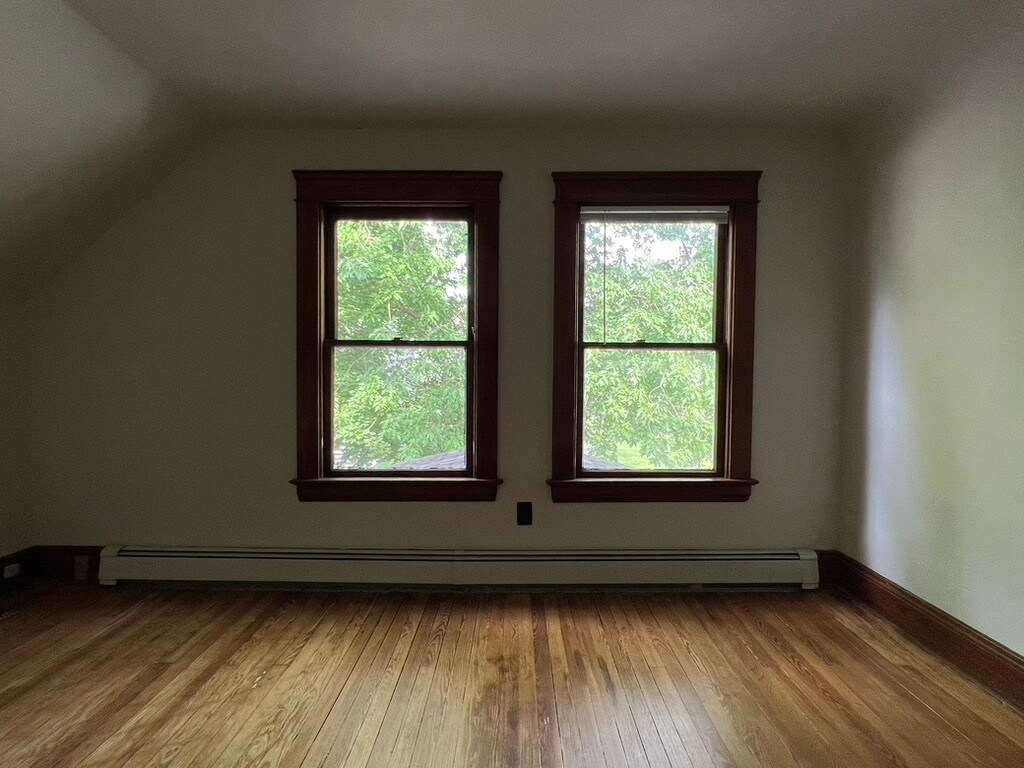 Building Photo - 1872 W 47th St