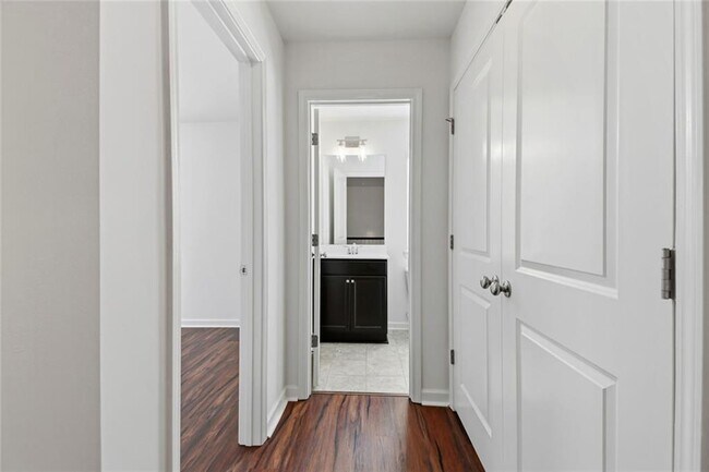 Building Photo - 2705 Avanti Way