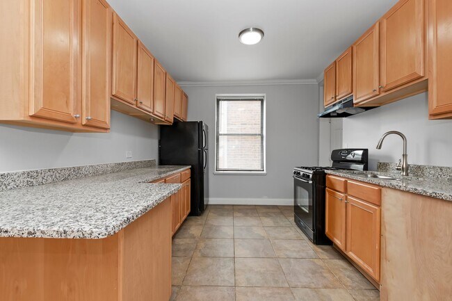 Building Photo - South Shore Unit Available Now
