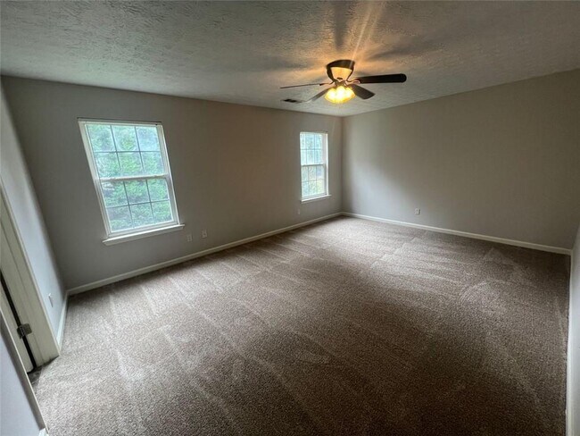 Building Photo - 1785 Campbell Ives Dr SE
