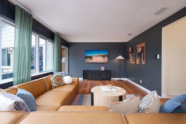 Primary Photo - 6605 Countess Adria St