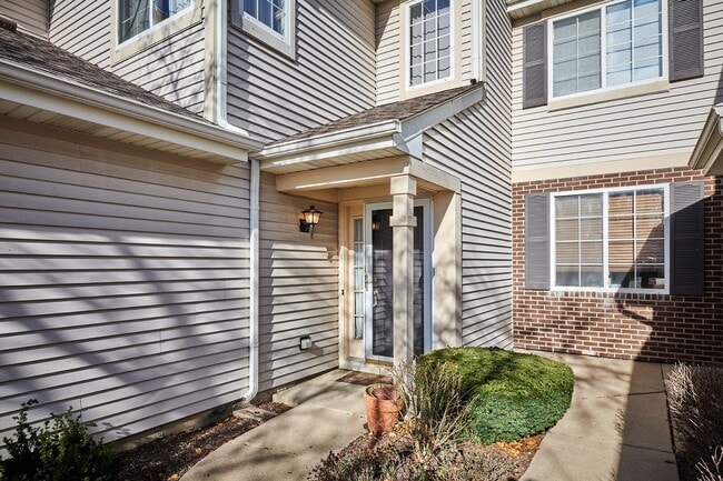 Building Photo - 173 Cripple Creek Ct