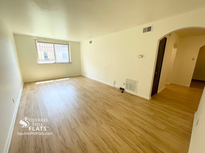 Building Photo - 5712 Phillips Ave