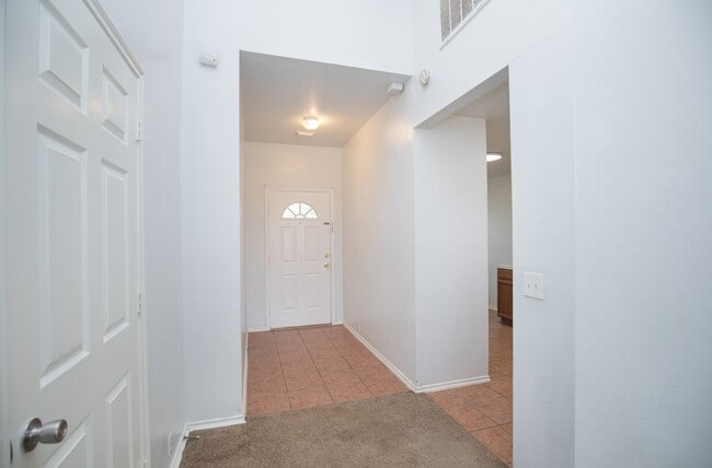 Building Photo - 10447 Sugar Sands Ct