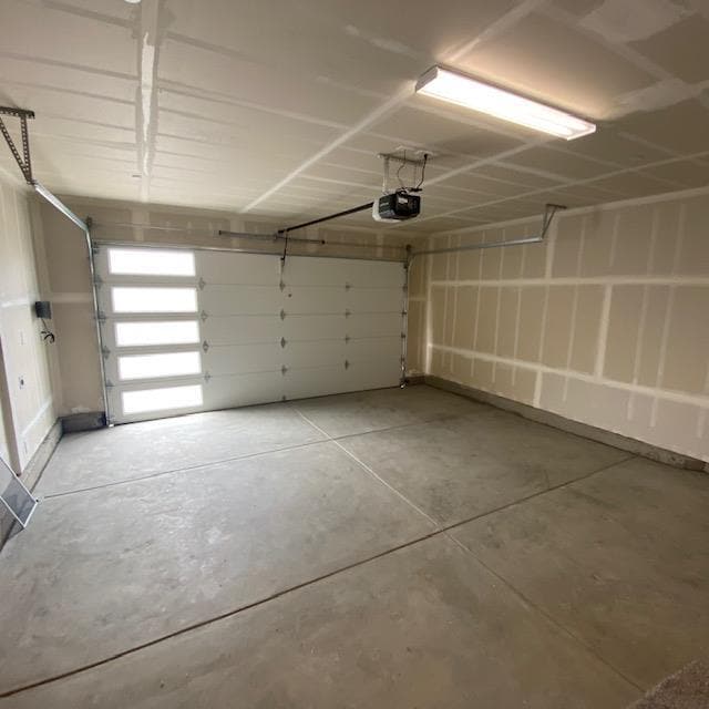 Building Photo - 2723 Commonwood Way