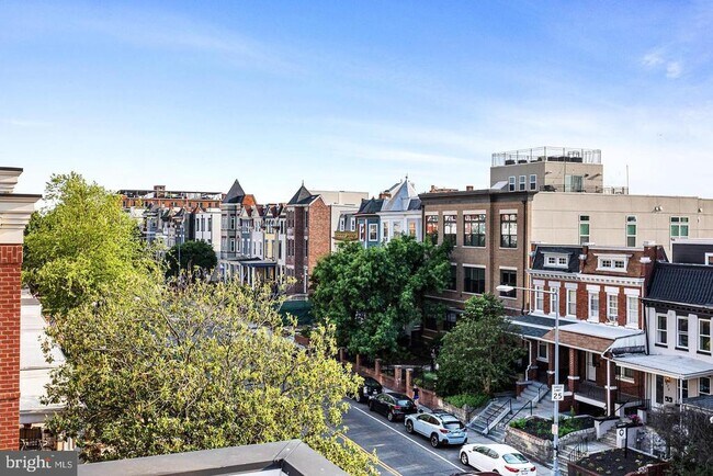 Building Photo - 3585 13th St NW