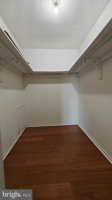 Building Photo - 561 Florida Ave