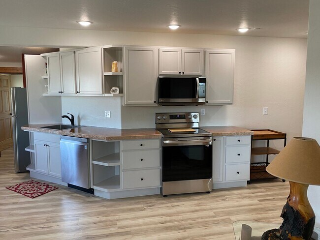 Building Photo - Southwest Luxury in the Heart of Cortez - Choose a Fully Furnished Studio or a Spacious Two Bedroom