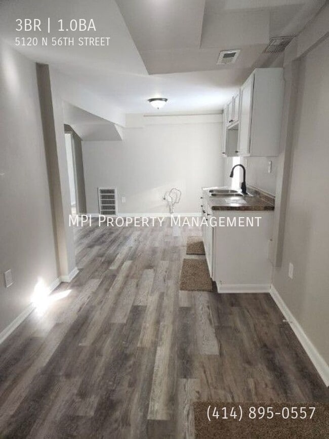 Building Photo - 5120 N 56th St