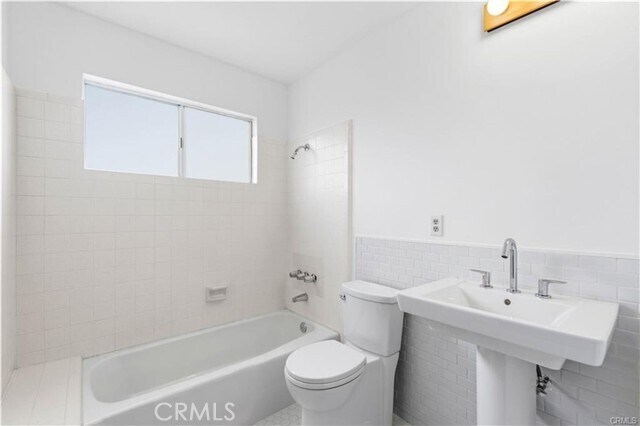 Building Photo - 1334 St Anton Dr