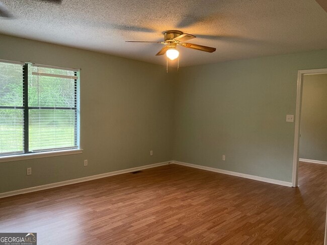 Building Photo - 76 Jacqueline Dr