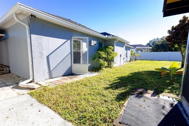 Building Photo - 4 La Mancha Dr