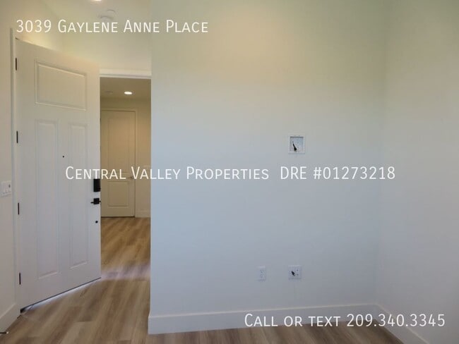 Building Photo - 3039 Gaylene Ann Pl