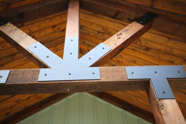 Building Photo - 126 S Kimball St