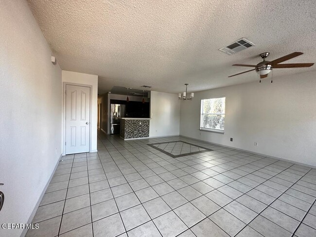 Building Photo - 6173 Snowy River Pl