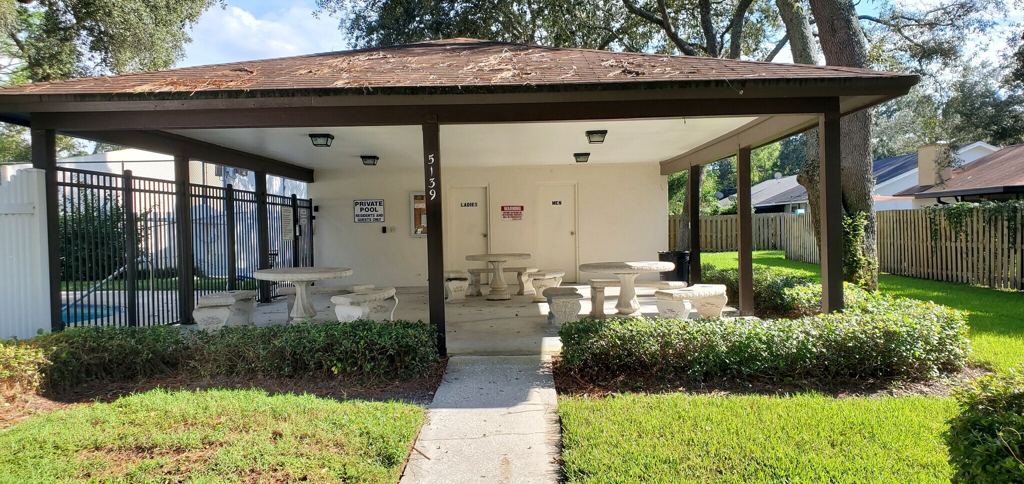 Building Photo - 5014 Gainsville Dr