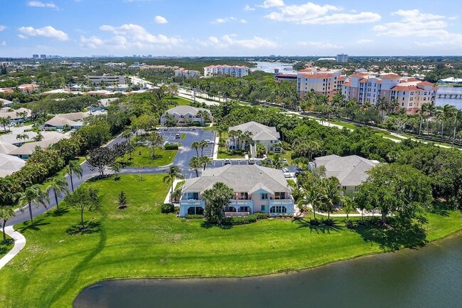 Building Photo - 353 S US Hwy 1