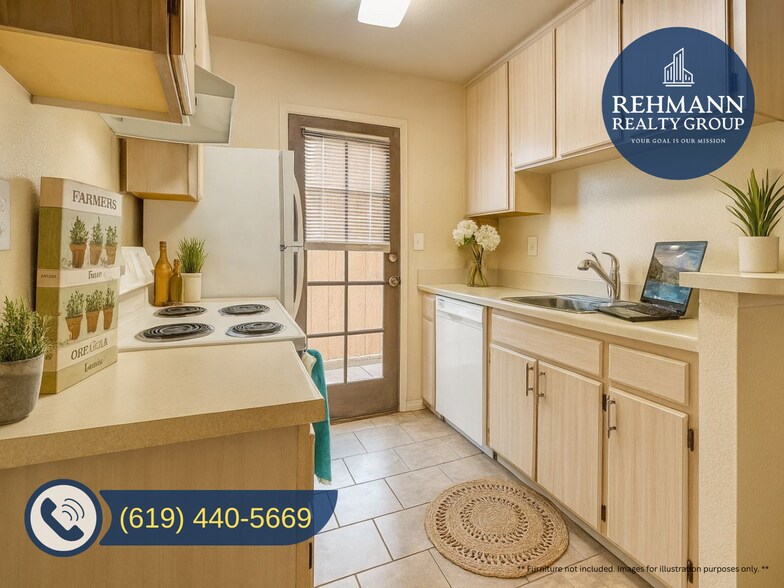 Building Photo - 4177 Iowa St