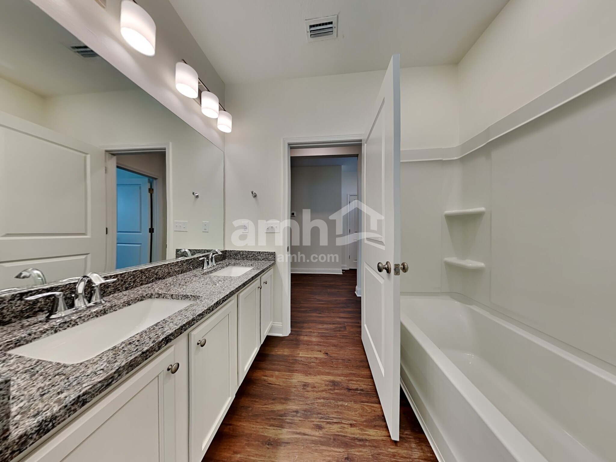 Building Photo - 267 Banyan Frst Dr