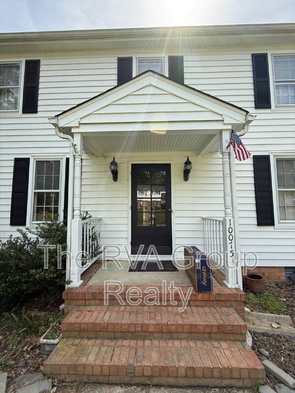 Building Photo - 10075 Aragon Dr