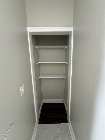 Building Photo - 495 Clinton Ave