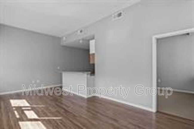 Building Photo - 4100 Lindell Blvd