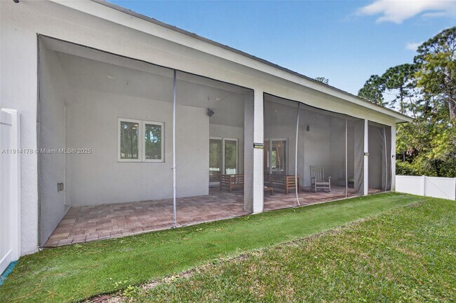 Building Photo - 18369 Mellen Ln